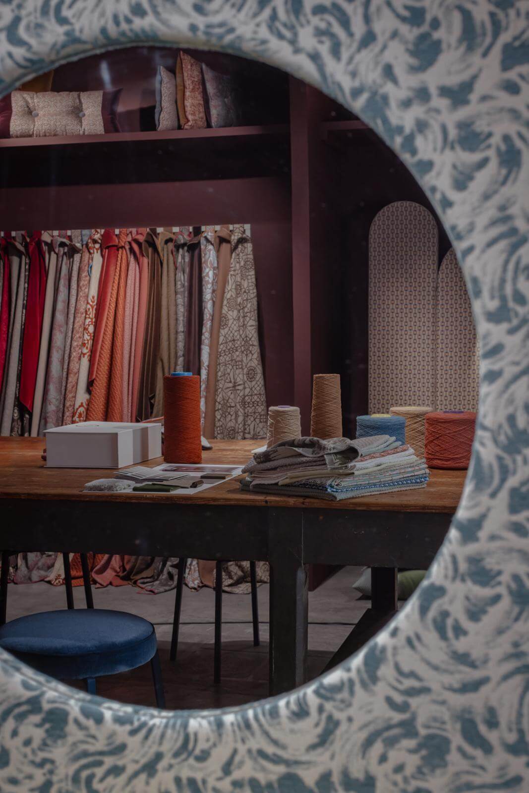 Slow Fiber al Salone del Mobile 2026: il tessile d'arredo al centro del dibattito su salute, trasparenza e sostenibilità